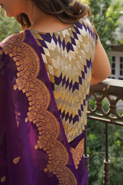 SILVER & GOLD BROCADE WAISTCOAT