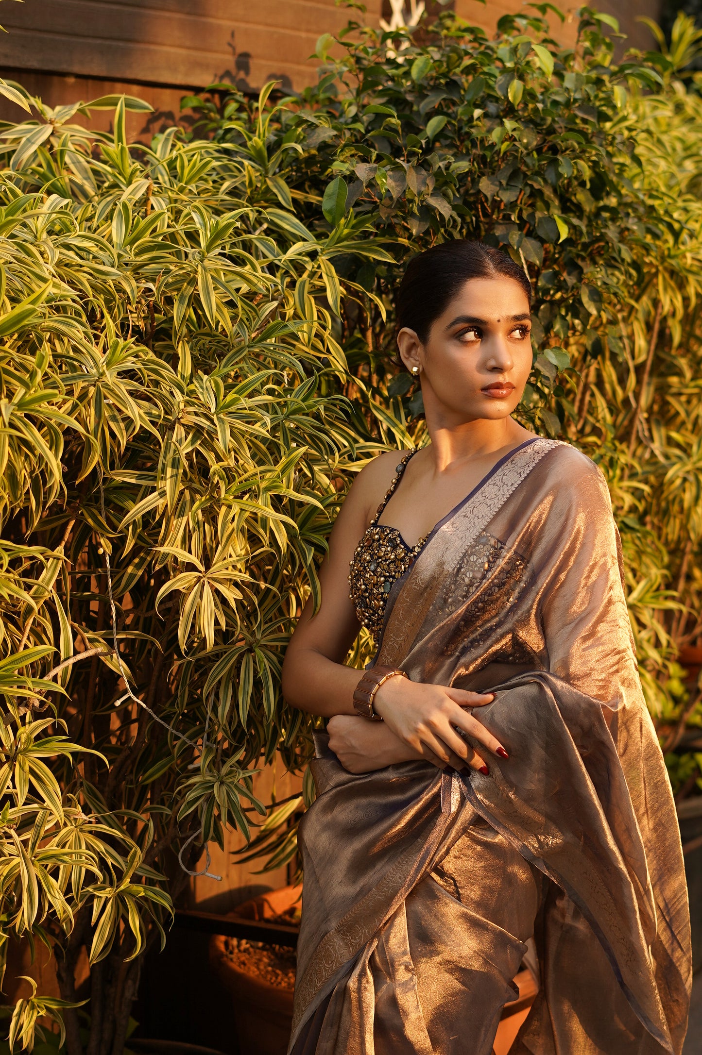 OPULENT MAUVE GLOW TISSUE SILK SAREE WITH BEJEWELLED BLOUSE
